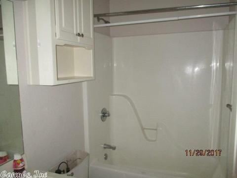 207 Jb Dr, Lonoke, AR 72086 photo 3