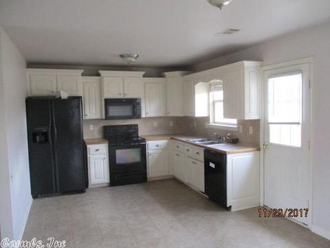 207 Jb Dr, Lonoke, AR 72086 photo 8