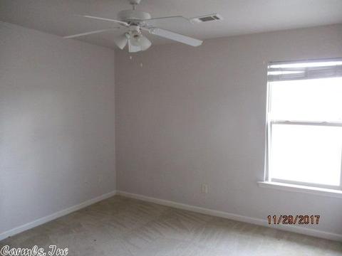 207 Jb Dr, Lonoke, AR 72086 photo 2