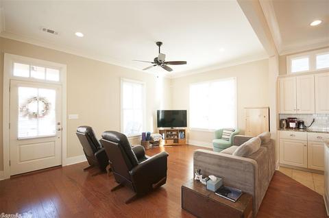 935 Reynolds Ave, Conway, AR 72032 photo 4