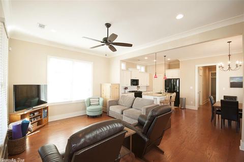 935 Reynolds Ave, Conway, AR 72032 photo 5
