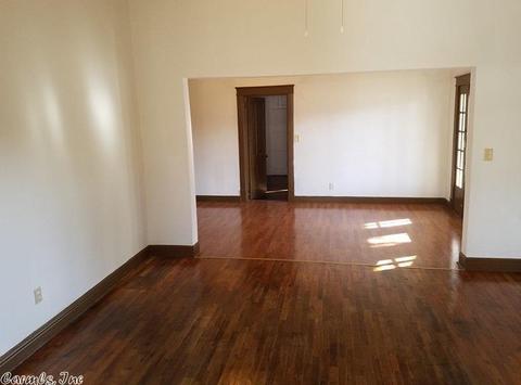514 E Highland, Malvern, AR 72104 photo 2