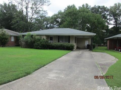 2103 W 32nd, Pine Bluff, AR 71603 photo 1