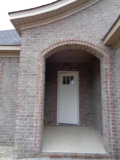 512 Creekside Cv, Bryant, AR 72022 photo 2