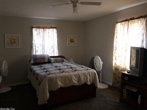 215 Eleventh, De Queen, AR 71832 photo 6