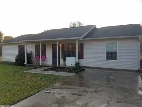 101 NW 3rd St, Mcrae, AR 72102 photo 1