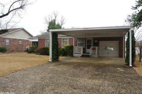 708 W North St, Benton, AR 72015 photo 4