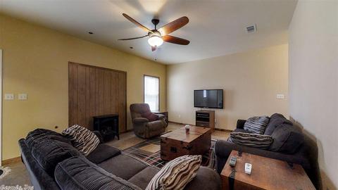 72 Crestview, Conway, AR 72034 photo 4