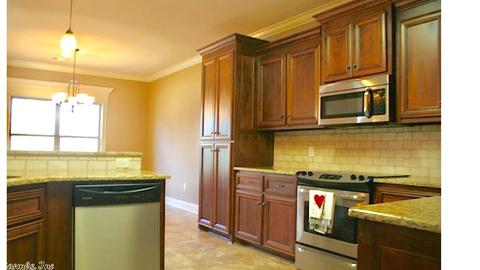 99 Greystone Dr, Greenbrier, AR 72058 photo 3
