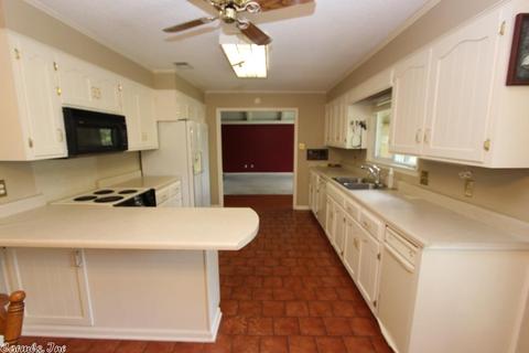 35 Caddo Dr, Conway, AR 72032 photo 4