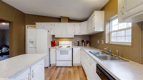 2 Cold Springs Trl, Conway, AR 72032 photo 8