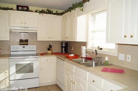 12 Apache Cir, Lonoke, AR 72086 photo 8
