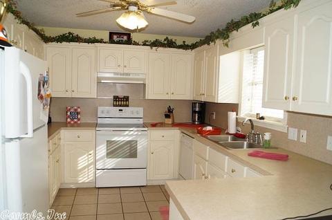 12 Apache Cir, Lonoke, AR 72086 photo 11