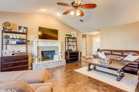 2150 Chase Dr, Conway, AR 72034 photo 3