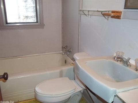 715 W 28th, Pine Bluff, AR 71603 photo 10