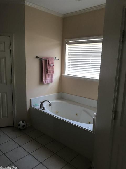 110 Silverleaf, White Hall, AR 71602 photo 12