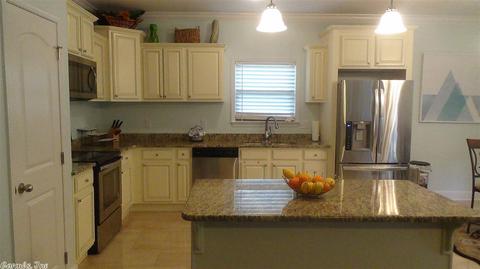 21 Whispering Dr, Alexander, AR 72002 photo 3