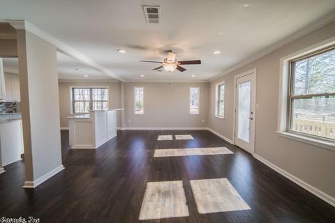38 Bradley St, Bryant, AR 72022 photo 4