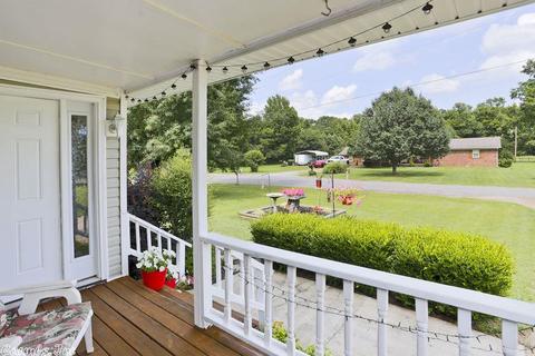 8167 Cindy Dr, Benton, AR 72019 photo 2