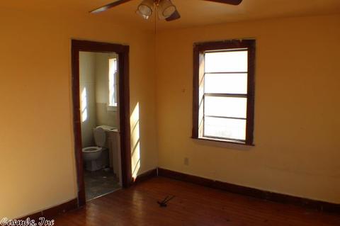 312 E Pne, Lonoke, AR 72086 photo 5