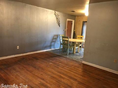 314 Angus St, Conway, AR 72032 photo 1