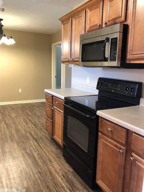 1304 Choate, Conway, AR 72032 photo 11