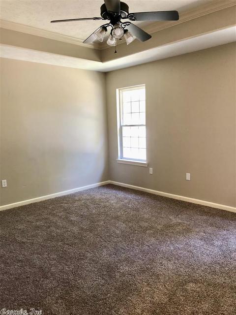 1304 Choate, Conway, AR 72032 photo 8