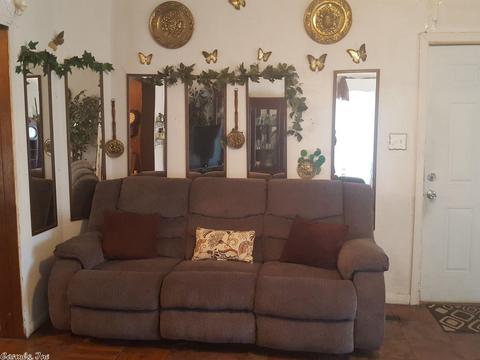 705 S Plum St, Pine Bluff, AR 71601 photo 3