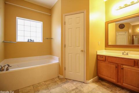 1075 Edingburgh Dr, Mabelvale, AR 72103 photo 14