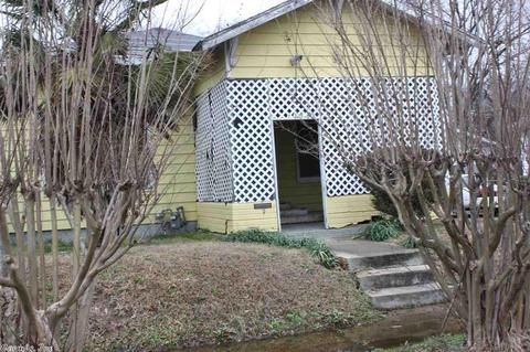 1315 W 12 Ave, Pine Bluff, AR 71603 photo 1