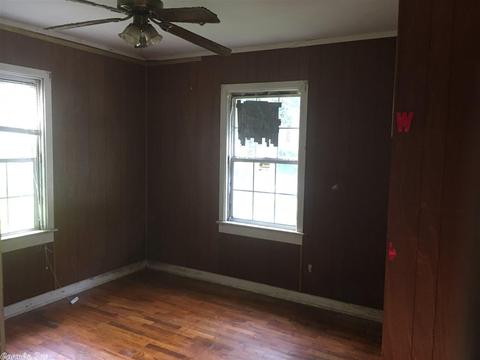 1606 W 9th Ave, Pine Bluff, AR 71603 photo 9