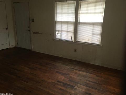 1606 W 9th Ave, Pine Bluff, AR 71603 photo 13