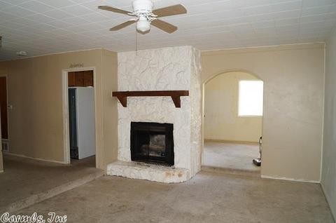 704 E Crowly St, Hazen, AR 72064 photo 2
