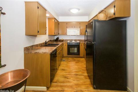 48 Crestview, Conway, AR 72034 photo 9