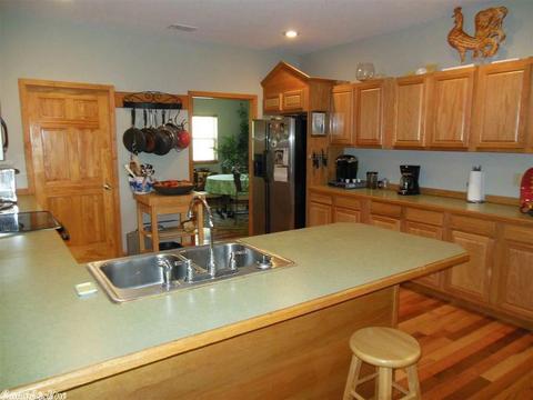 621 Mountain Crest Rd, Mountain View, AR 72560 photo 13