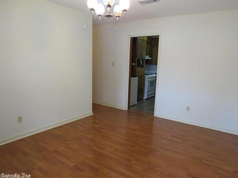 38 Bonnie Park Dr, Pine Bluff, AR 71601 photo 8