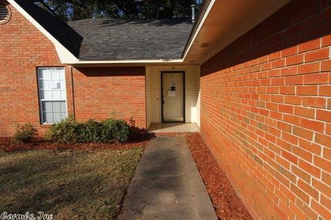 277 Pickwicket Dr, Conway, AR 72034 photo 3