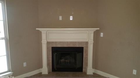 1101 Oak Glenn Loop, Bryant, AR 72022 photo 6