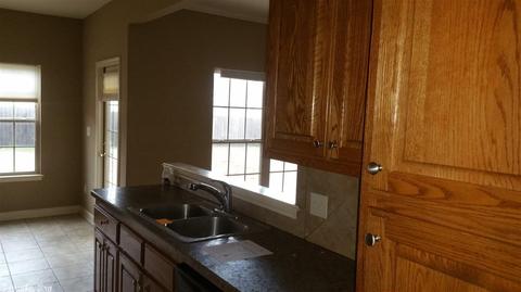 1101 Oak Glenn Loop, Bryant, AR 72022 photo 9