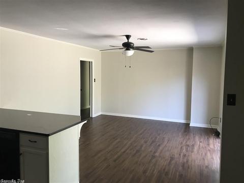 4005 Linden, Pine Bluff, AR 71603 photo 3