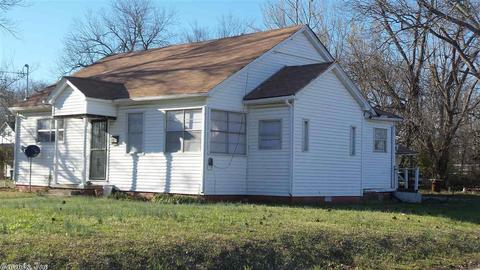 1301 W 8th Ave, Pine Bluff, AR 71603 photo 1