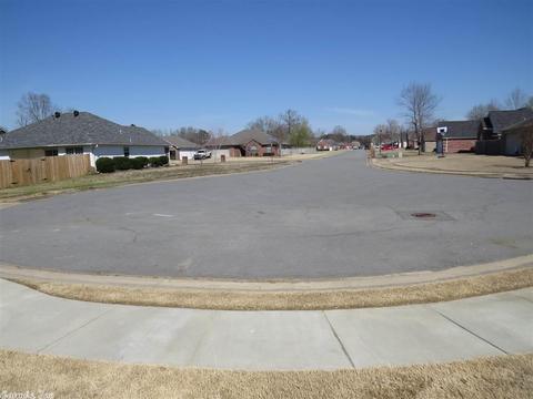 2403 Shadowcreek, Bryant, AR 72022 photo 4