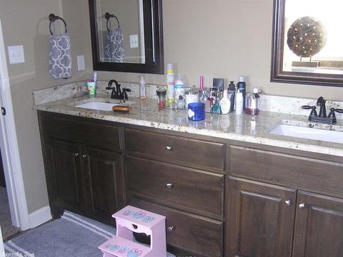 915 Hunter Lee Dr, Bryant, AR 72022 photo 13