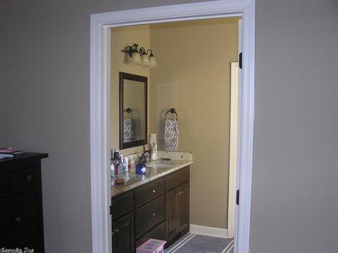 915 Hunter Lee Dr, Bryant, AR 72022 photo 12
