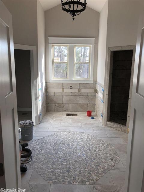 2048 Mohegan Trl, Benton, AR 72019 photo 5
