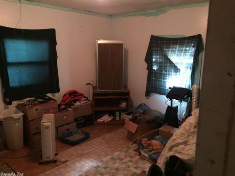 114 E Third, Bald Knob, AR 72010 photo 3