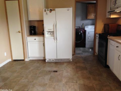 407 E 3rd St, Traskwood, AR 72167 photo 6