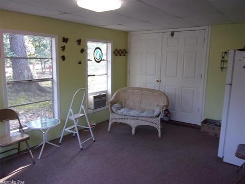 3601 E Lake Dr, Pine Bluff, AR 71603 photo 8