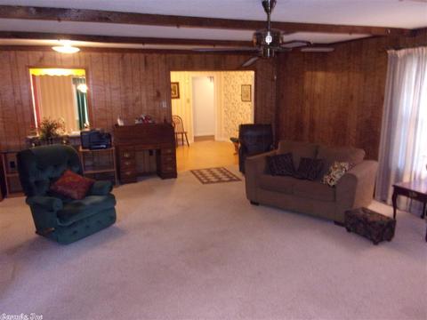 3601 E Lake Dr, Pine Bluff, AR 71603 photo 6