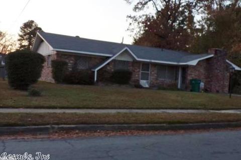 3110 Scott St, Pine Bluff, AR 71603 photo 1